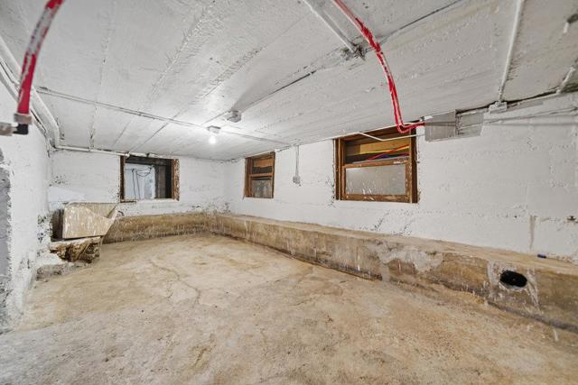 316 Napa Street, Vallejo CA: https://media.crmls.org/mediaz/774018ab-d03e-48d1-81fb-56d7c053912f.jpg