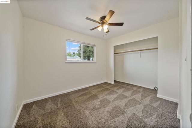 100 Carolina St, Vallejo CA: https://media.crmls.org/mediaz/774057ba-228a-45c4-ae1d-5820505d4768.jpg