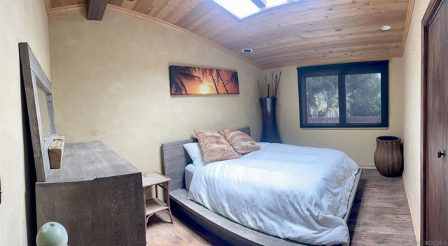 1173 Van Nuys, San Diego CA: https://media.crmls.org/mediaz/77406e35-4de4-45ff-aeed-30c2f823fdda.jpg
