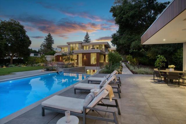 88 Tuscaloosa Avenue, Atherton CA: https://media.crmls.org/mediaz/7741324b-f677-453c-a72a-71354e92382a.jpg