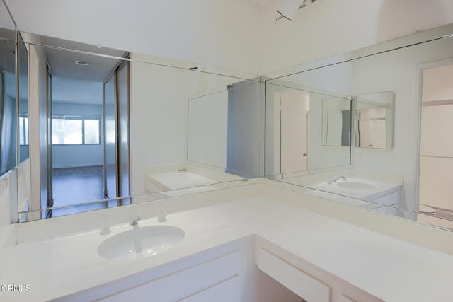 Detail Gallery Image 21 of 26 For 3221 Harbor Bld, Oxnard,  CA 93035 - 3 Beds | 2/1 Baths