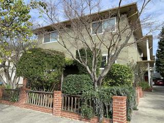 1609 Bonita Avenue, Berkeley CA: https://media.crmls.org/mediaz/7742996c-0310-44bd-8815-7b0ce008f224.jpg