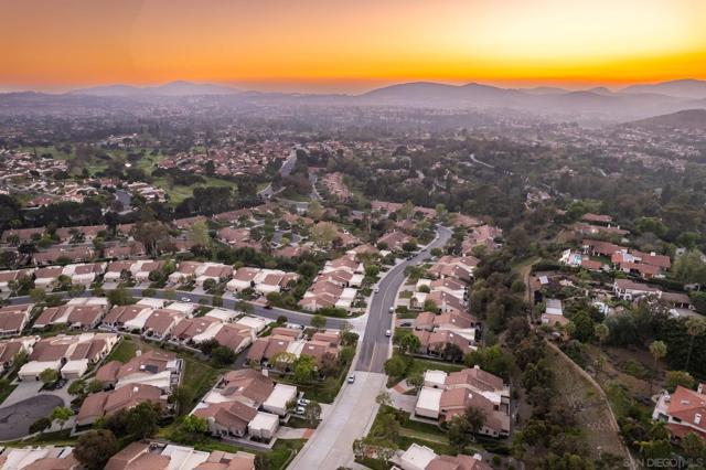 Image 41 of 51 For 17922 Avenida Cordillera  258