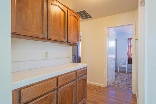 46210 Pine Meadow Drive, King City CA: https://media.crmls.org/mediaz/77434a30-1a42-45d4-bf9d-b6867fea999e.jpg