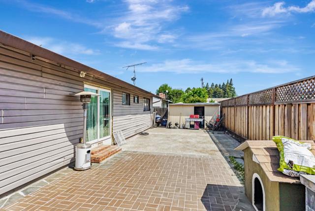 26280 Adrian Avenue, Hayward CA: https://media.crmls.org/mediaz/77435a65-b207-47cd-96ec-09883f914f09.jpg