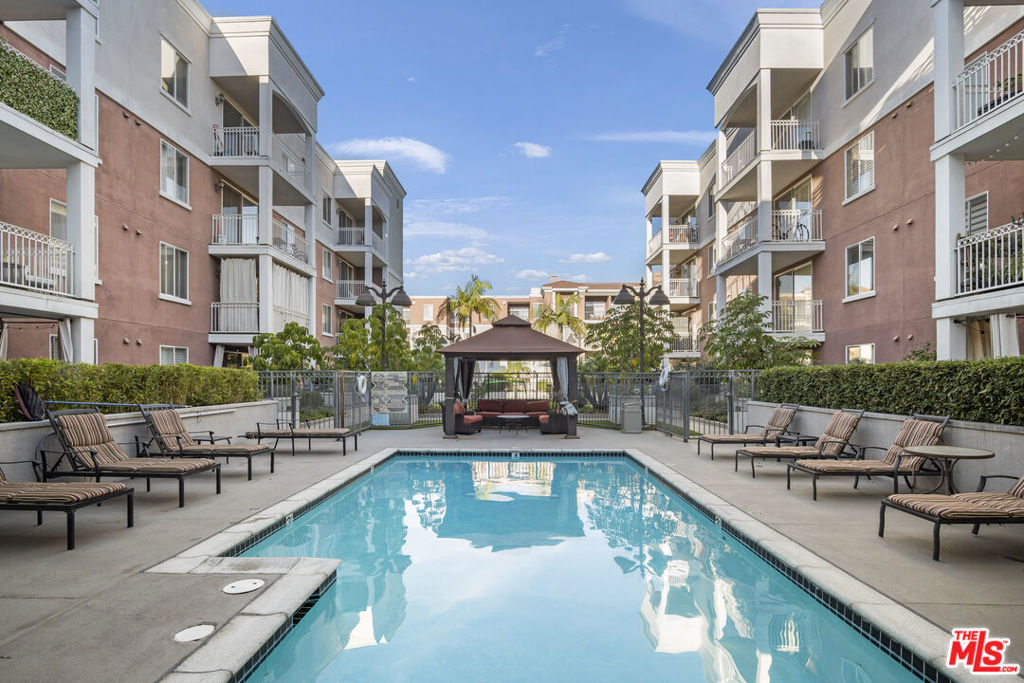 3740 Santa Rosalia Drive #212