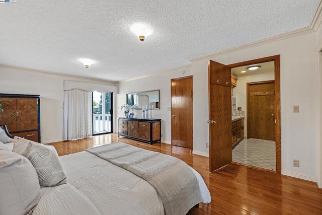 5645 Lemke Pl, Fremont CA: https://media.crmls.org/mediaz/7743e795-c80a-415d-b862-5933f5b89d4b.jpg