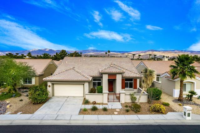 78462 Palm Tree Avenue, Palm Desert CA: https://media.crmls.org/mediaz/77441c6e-f637-48a2-b5e9-1eb2beb99524.jpg