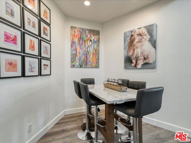4477 Woodman Avenue, Sherman Oaks CA: https://media.crmls.org/mediaz/77447ff1-d29b-4732-adce-3aa2e4cc0c02.jpg