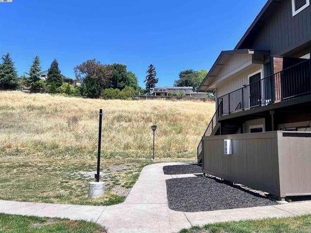 276 Galano Plz, Union City CA: https://media.crmls.org/mediaz/7744af86-a39c-4997-ba5f-c7124f6ec63f.jpg