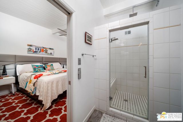 695 N Monterey Road, Palm Springs CA: https://media.crmls.org/mediaz/7744b92e-be03-4df2-86a9-7c4a493f4d81.jpg