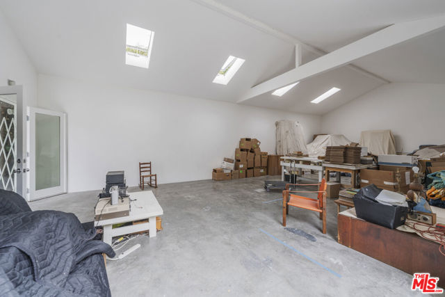 3916 Hepburn Avenue, Los Angeles CA: https://media.crmls.org/mediaz/7744c951-48b3-41b0-a6f3-e4bf33d1863f.jpg