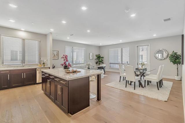 1028 Foster Square Lane, Foster City CA: https://media.crmls.org/mediaz/7744e181-75e4-4220-8a04-5b131d5e79b6.jpg