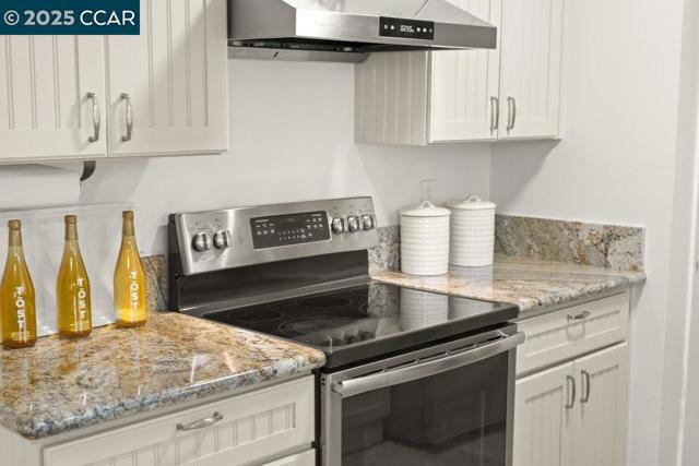 412 Woodminster, Moraga CA: https://media.crmls.org/mediaz/7745267b-30b9-4eff-bb56-7bed24bf477a.jpg