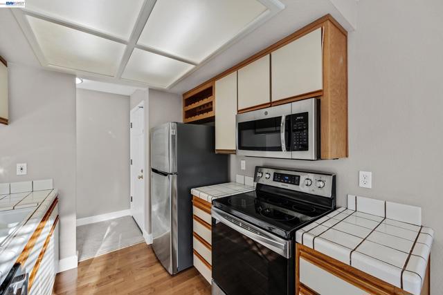 3769 Crow Canyon Rd, San Ramon CA: https://media.crmls.org/mediaz/7745d054-41b3-4773-9c1c-2bf072592ecb.jpg