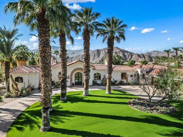 80645 La Docena Trail, La Quinta CA: https://media.crmls.org/mediaz/77461056-de29-4bad-a350-7748d754cbe7.jpg