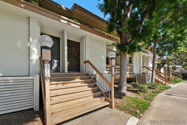 4098 Valeta Street, San Diego CA: https://media.crmls.org/mediaz/7746307d-4a99-42a0-a823-aee5fdae900a.jpg