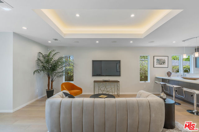 2829 Westbrook Avenue, Los Angeles CA: https://media.crmls.org/mediaz/77464ffb-e523-4ecd-b082-38dd036eb825.jpg