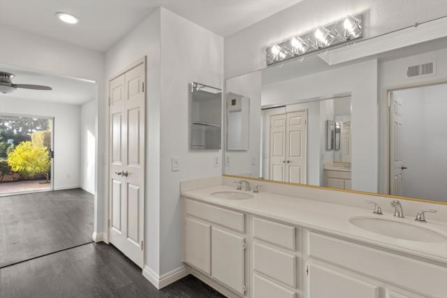 1349 Via Firenze, San Marcos CA: https://media.crmls.org/mediaz/7746fde2-02a1-4bab-9146-842c82629c5f.jpg