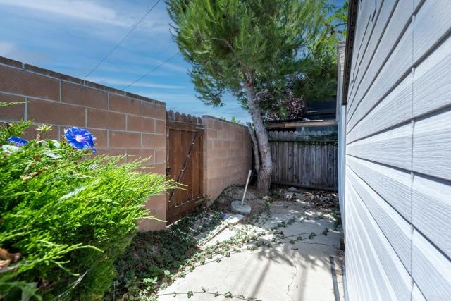 12520 Gilmore Avenue, Los Angeles, California 90066, 3 Bedrooms Bedrooms, ,1 BathroomBathrooms,Single Family Residence,For Sale,Gilmore,NDP2407368