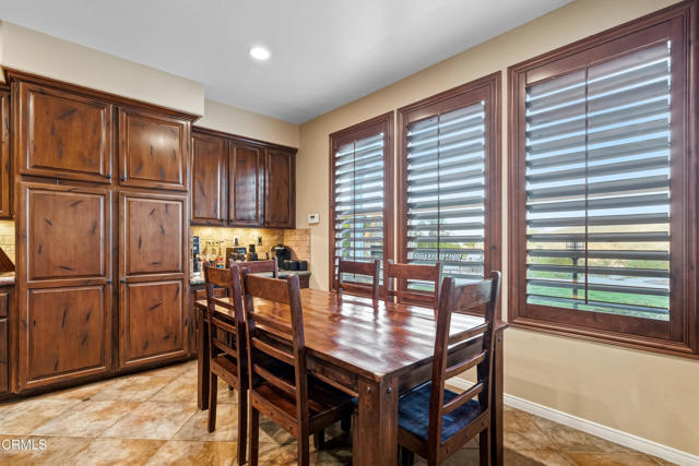 490 Peter Place, Simi Valley CA: https://media.crmls.org/mediaz/77495ff0-44a7-4201-99ae-bf2e111bc82d.jpg