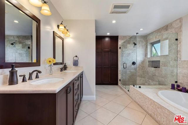 1524 Reeves Street, Los Angeles CA: https://media.crmls.org/mediaz/774b3401-a285-4405-b934-6192595777f0.jpg