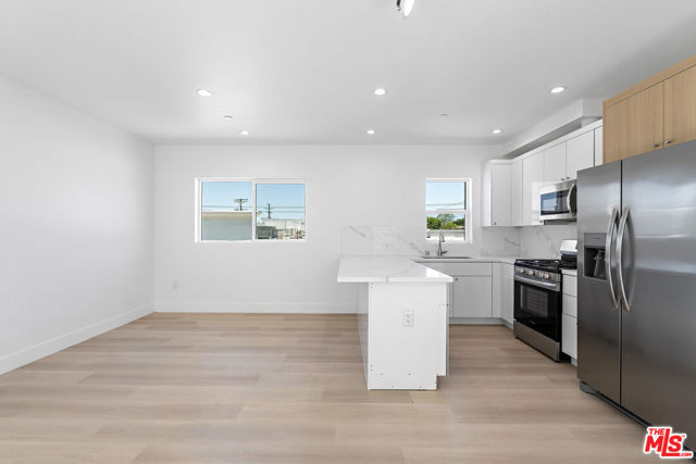 10963 Calvert, North Hollywood CA: https://media.crmls.org/mediaz/774bec7e-224b-48a1-8cf6-8f5a2b19d7a3.jpg