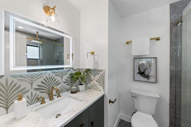 3845 East Lake Way, Redwood City CA: https://media.crmls.org/mediaz/774d08ac-cd88-480a-87f3-b198714870b0.jpg