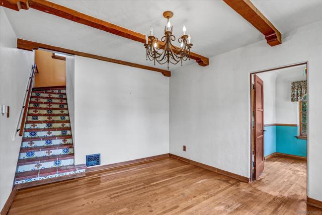 3114 Dumas St, San Diego CA: https://media.crmls.org/mediaz/774d4649-8ce5-4921-b523-3d2efea6b21f.jpg