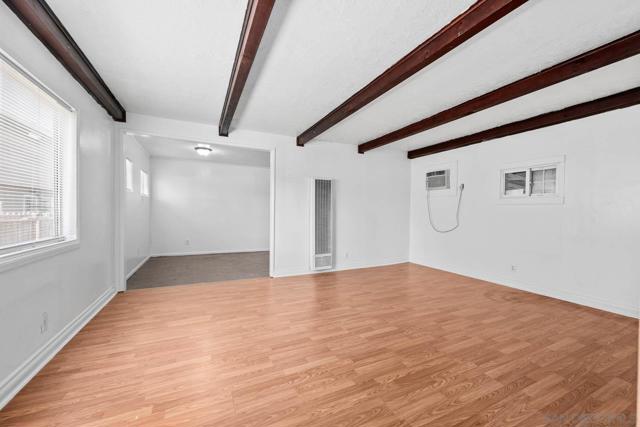 9920 22 River St, Lakeside CA: https://media.crmls.org/mediaz/774d6c03-6bae-40a0-bd33-cb33bf227141.jpg