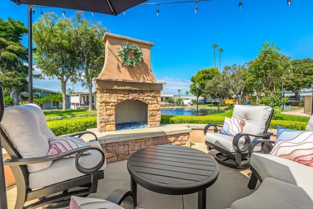 Detail Gallery Image 22 of 30 For 7233 San Bartolo St #376,  Carlsbad,  CA 92011 - 2 Beds | 2 Baths