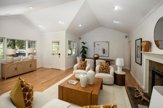 660 Palo Alto Avenue, Palo Alto CA: https://media.crmls.org/mediaz/774dd59e-aa35-4792-8b64-4b42fee04cc1.jpg