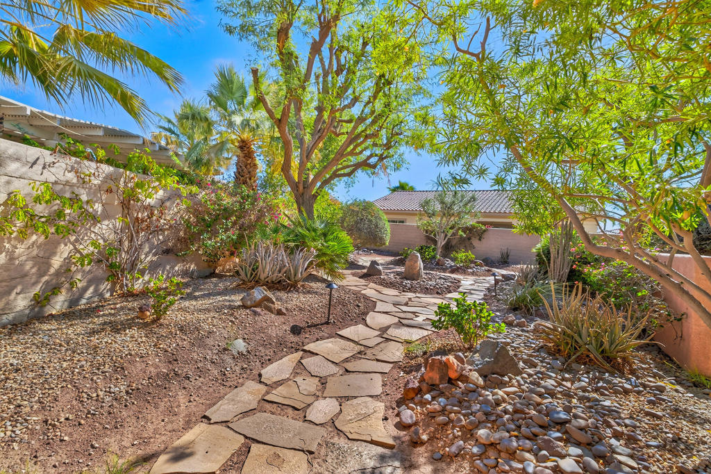 MLS #219137254DA image #9