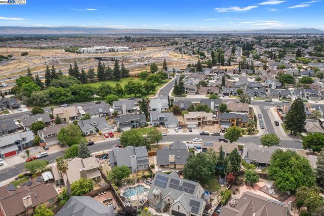 1023 Snowgoose Ln, Manteca CA: https://media.crmls.org/mediaz/774e4d4e-b968-429e-8bed-82ce8219d17f.jpg
