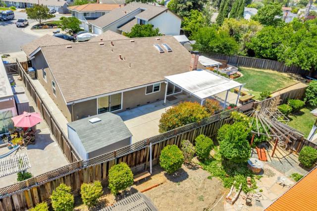 589 Haley Court, San Jose CA: https://media.crmls.org/mediaz/774e6c02-30d7-405e-9402-3cb3d9e4498e.jpg