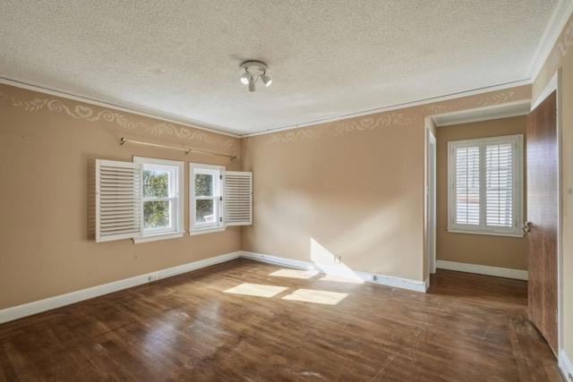 730 Hillsborough Boulevard, Hillsborough CA: https://media.crmls.org/mediaz/774ed6da-0ef8-4ebb-af35-2bc98ccb35be.jpg