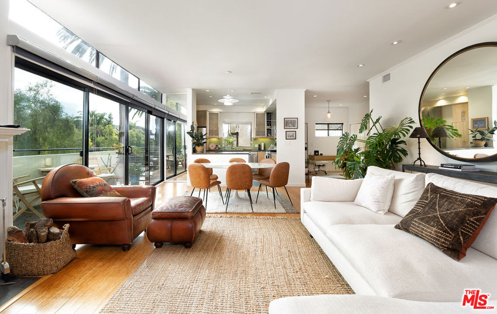 1102 12th Street 4, Santa Monica, CA 90403
