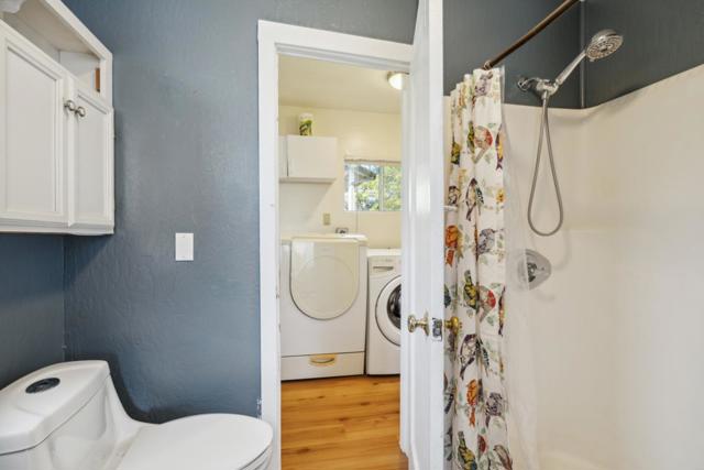 399 13th Avenue, Santa Cruz CA: https://media.crmls.org/mediaz/774efd06-7e50-44bf-ad50-a75c5eeffe7f.jpg