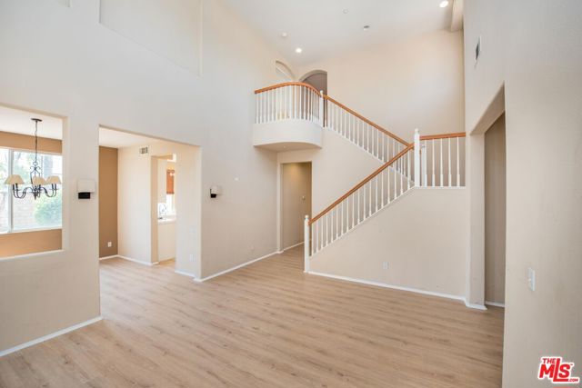 11372 Bridgeway Court, Riverside CA: https://media.crmls.org/mediaz/774f5338-29f0-48e7-8c44-af39b96d0bc7.jpg