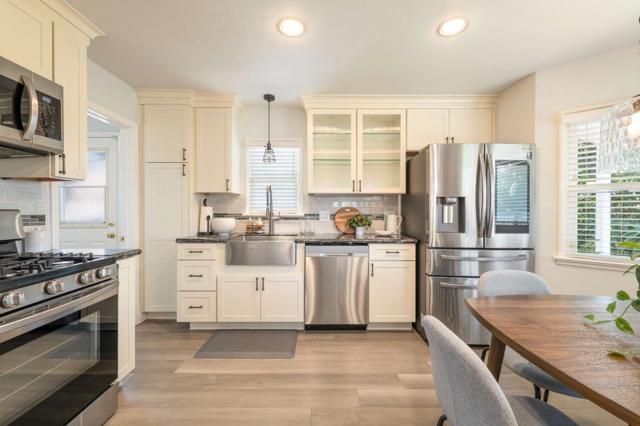 1 Serrano Way, Del Rey Oaks CA: https://media.crmls.org/mediaz/775190f7-bf7c-4e51-9018-ebf0b8781518.jpg