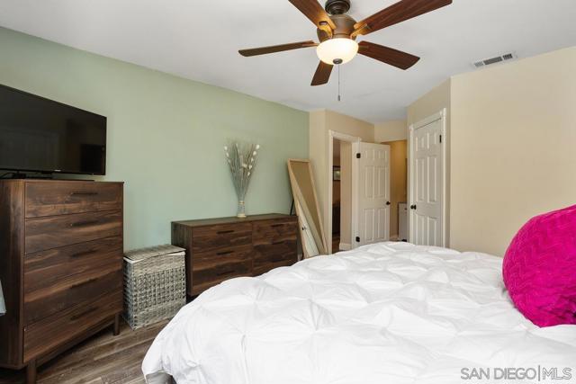 14643 Evening Star Dr, Poway CA: https://media.crmls.org/mediaz/7751b18a-bba4-41f1-9da6-3ce8fa0abdd1.jpg