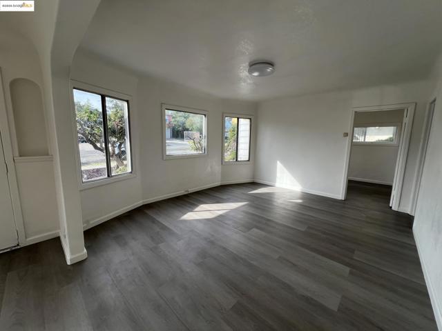 Image 3 of 28 For 3400 64th Avenue Pl