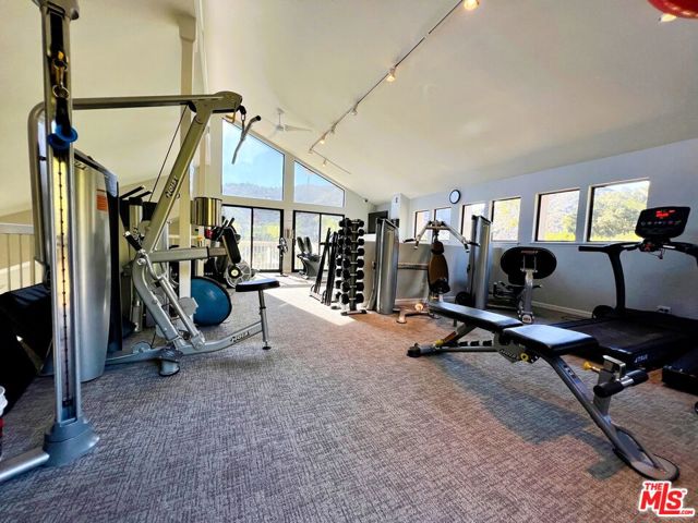 Drew Fenton | 17173 Avenida De Santa Ynez Pacific Palisades CA | MLS: 7500114 Drew Fenton | 17173 Avenida De Santa Ynez Pacific Palisades CA | MLS: 7500114