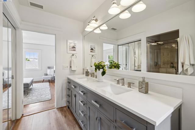 6040 LAWTON AVENUE, Oakland CA: https://media.crmls.org/mediaz/7752ed18-b99c-4c86-8f6e-ca7b133e0245.jpg