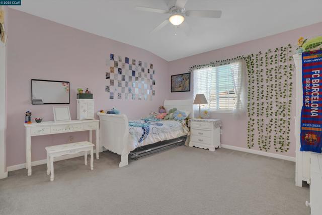 2121 Bluffs Dr, Livermore CA: https://media.crmls.org/mediaz/7753105f-e576-4e7a-aac0-58372a2e1c9e.jpg
