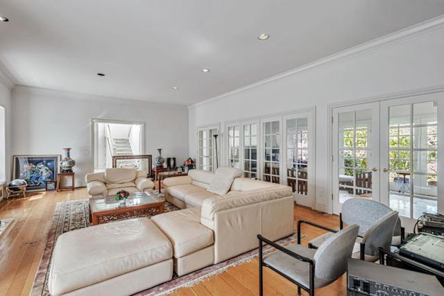 280 Uplands Drive, Hillsborough CA: https://media.crmls.org/mediaz/77539441-6a22-4f81-9bf4-c2a88a8e632d.jpg
