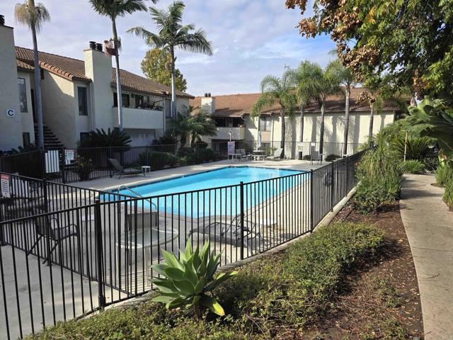 Detail Gallery Image 4 of 6 For 110 N 2nd Ave #42,  Chula Vista,  CA 91910 - 2 Beds | 2 Baths