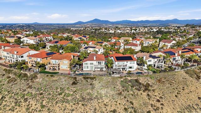Detail Gallery Image 3 of 42 For 4843 Sea Coral Dr, San Diego,  CA 92154 - 5 Beds | 3 Baths