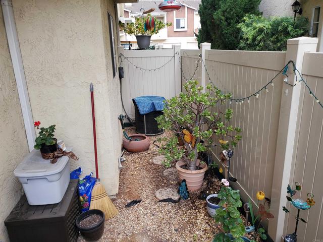 Detail Gallery Image 23 of 24 For 10180 Plam Glen Dr #58,  Santee,  CA 92071 - 3 Beds | 2/1 Baths