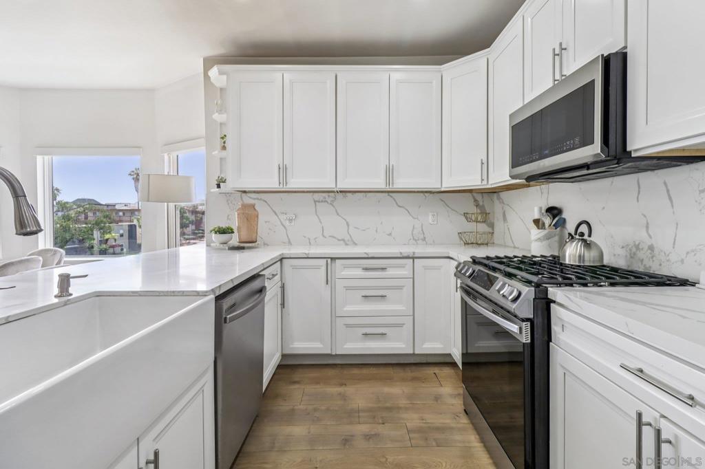 MLS #250044141SD image #11